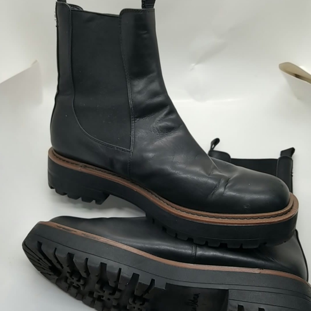 Sam Edelman Laguna Black Chelsea Boots with Elastic Panels